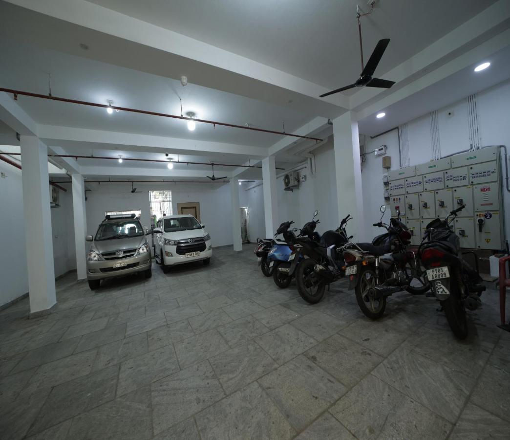 Nadanam Inn Puducherry Exterior foto