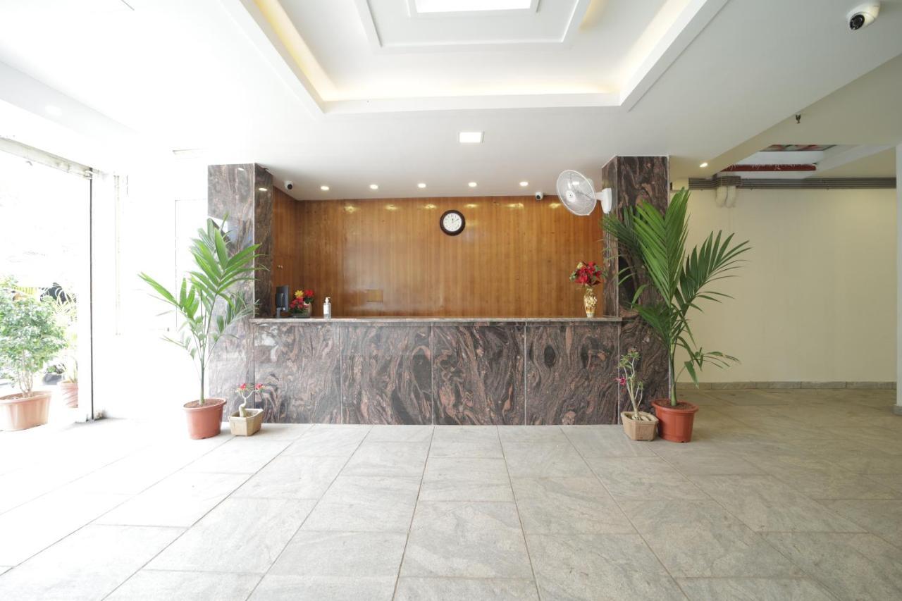 Nadanam Inn Puducherry Exterior foto